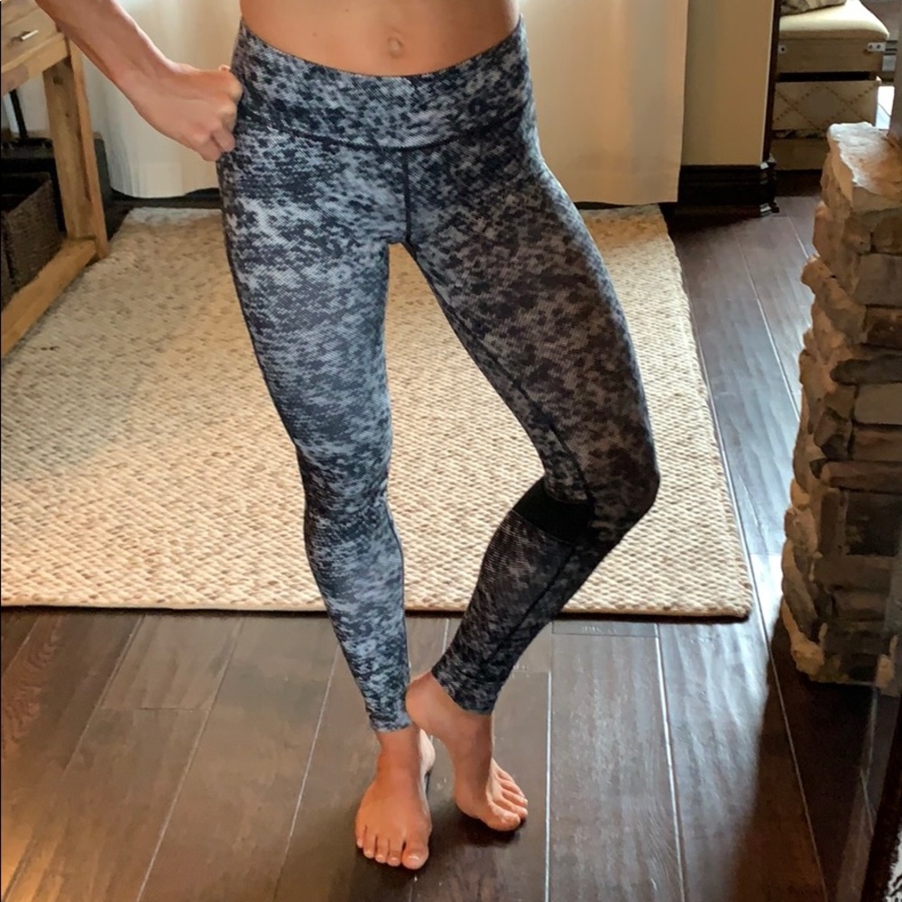 UNDER ARMOUR WORKOUT LEGGINGS